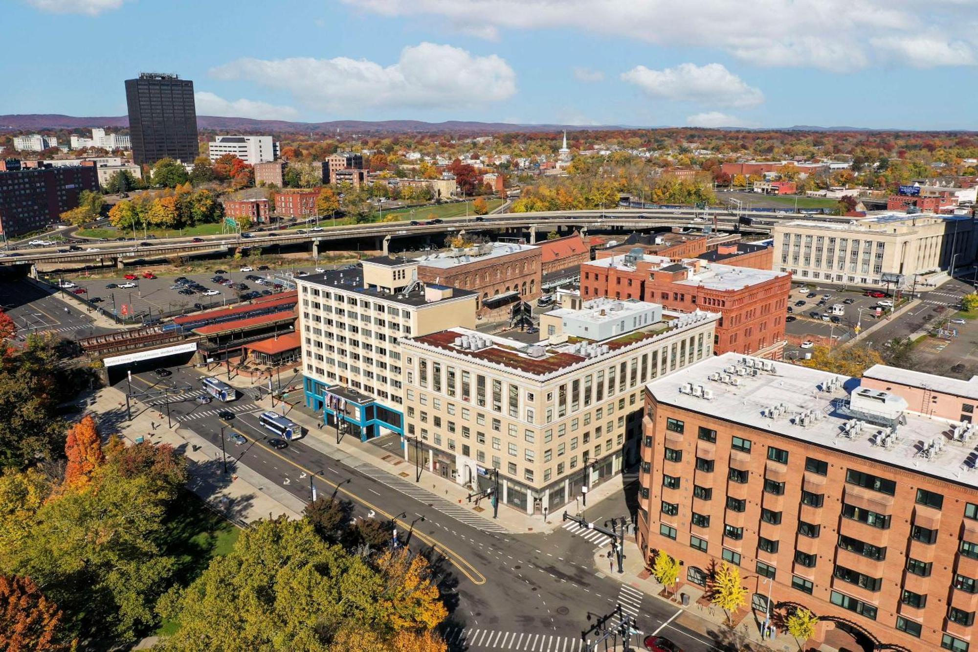 The Capitol Hotel, Ascend Hotel Collection Hartford Exterior photo